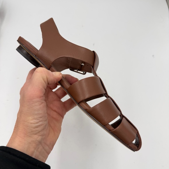 NEW Everlane Rum Brown Leather Fisherman Day Sandal in Size 6